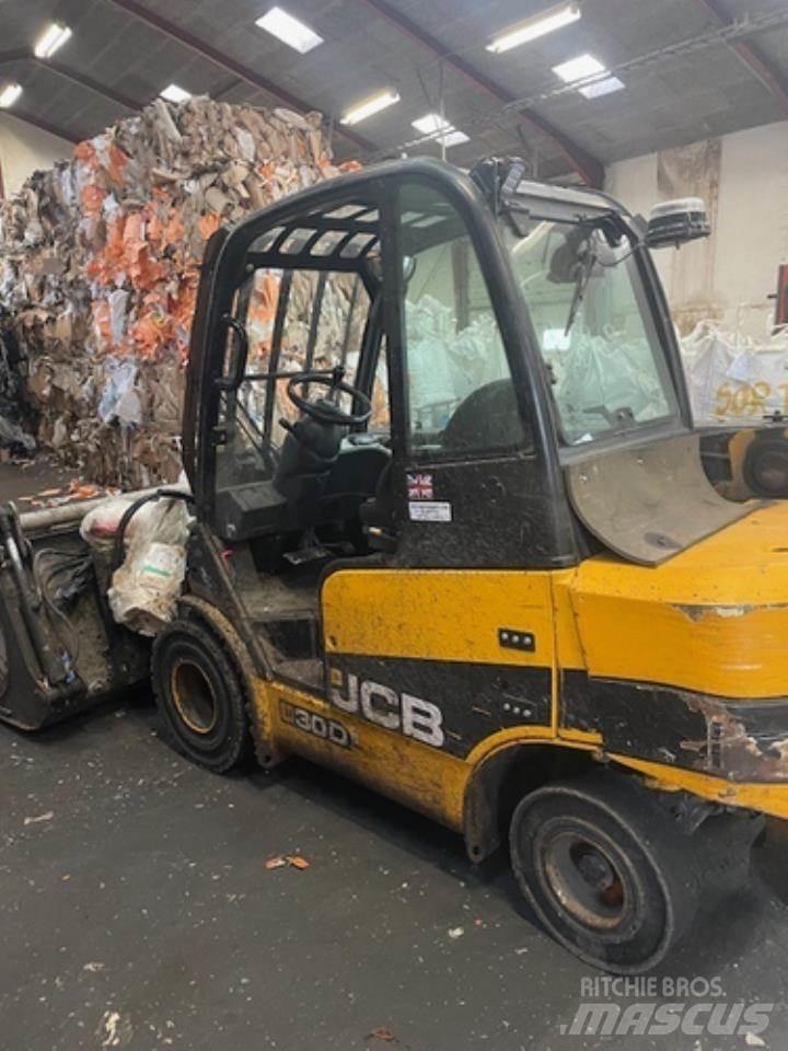 JCB TLT30 Iné
