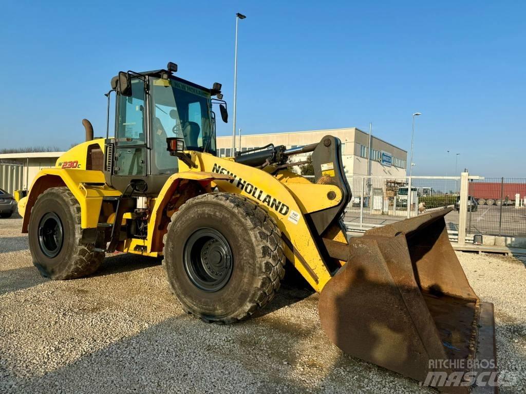 New Holland W 230 C Kolesové nakladače