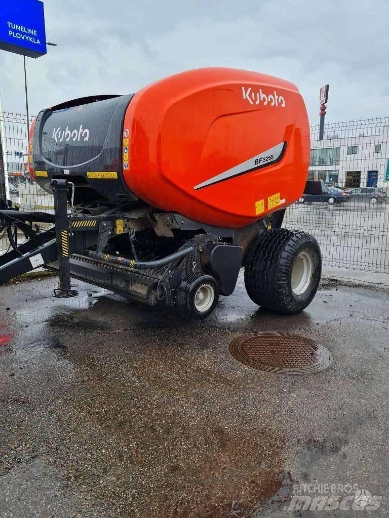 Kubota BF 3255 Lisy na okrúhle balíky