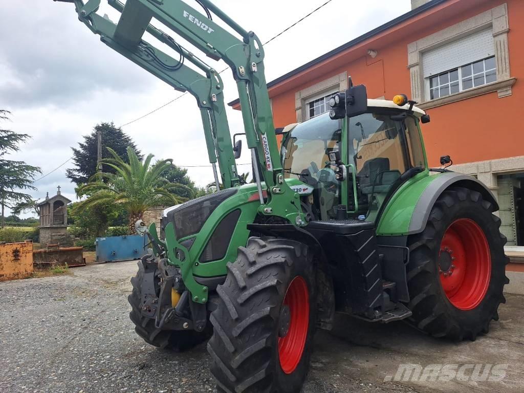 Fendt 720 Vario Traktory