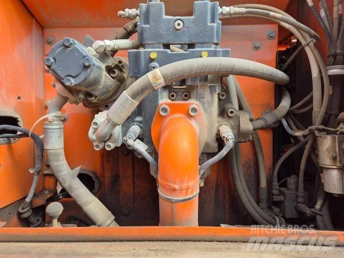 Doosan DX210WA Kolesové rýpadlá