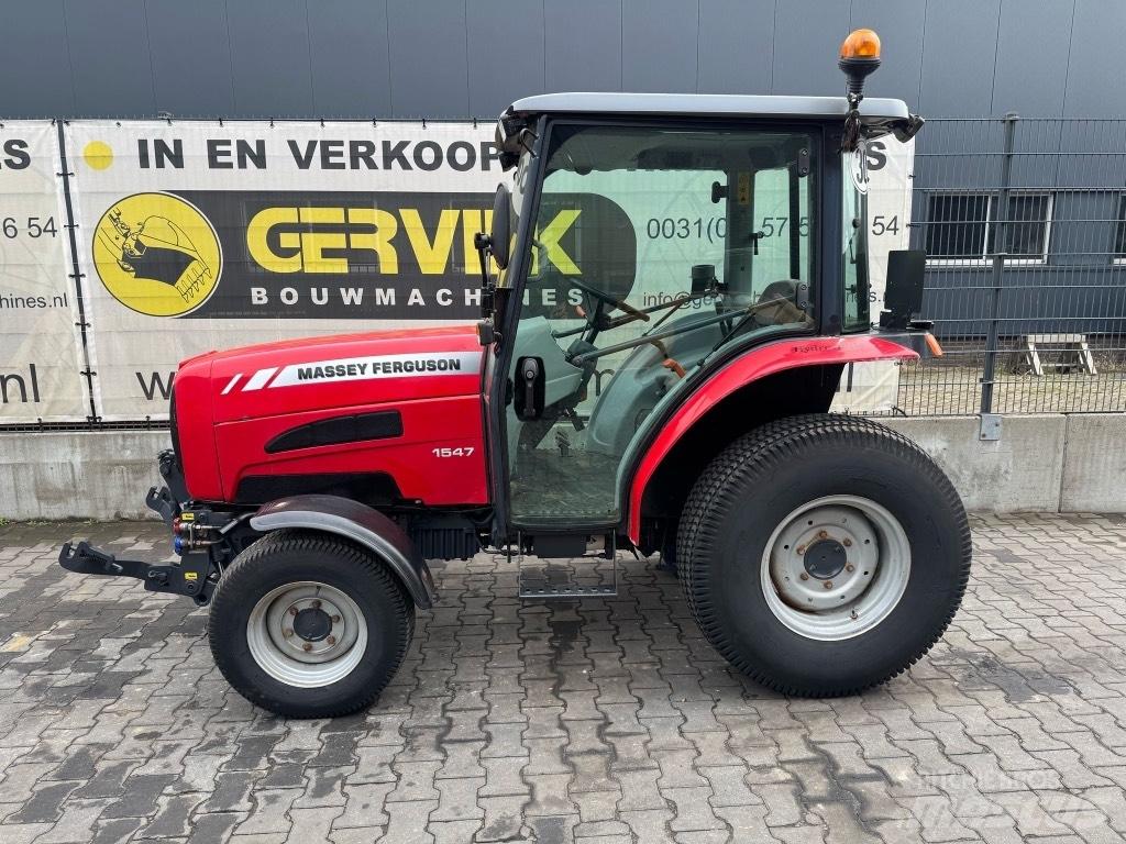 Massey Ferguson 1547 Traktory