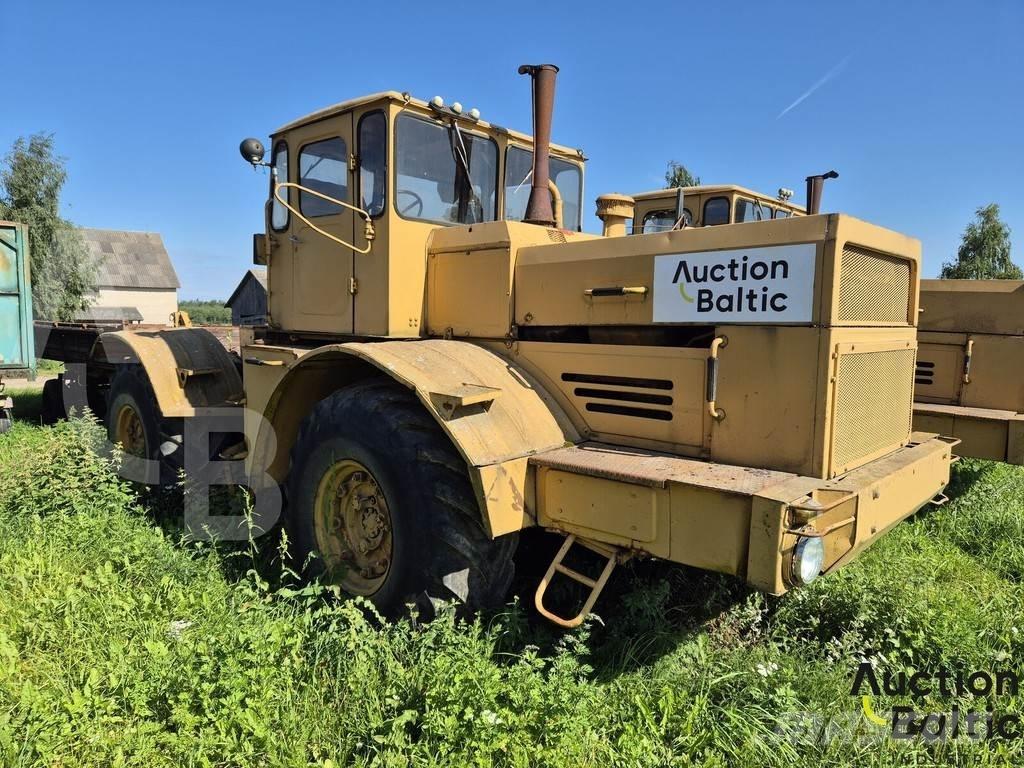 Kirovets K 701 Traktory