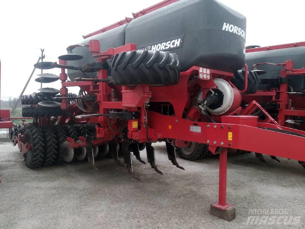 Horsch Focus 4 TD Mechanické sejačky