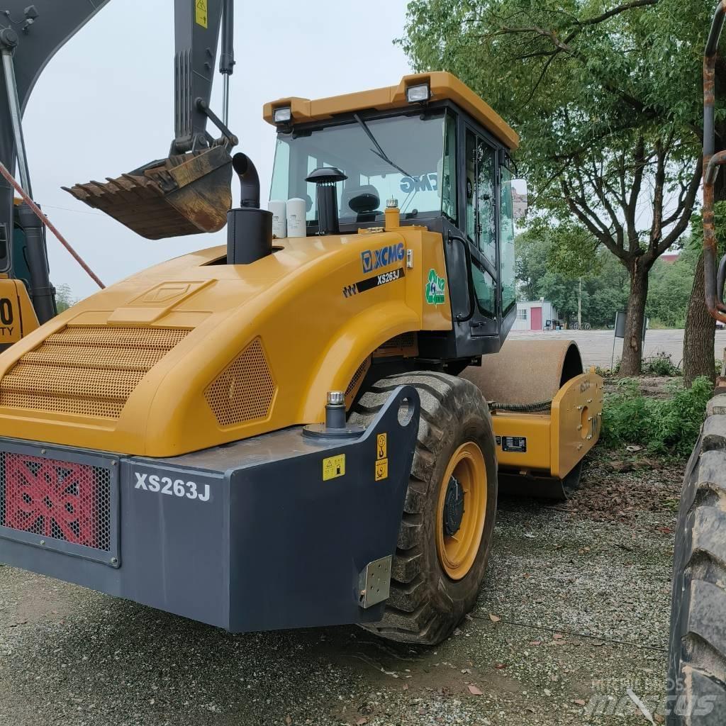 XCMG XS 263 J Ťahačové valce