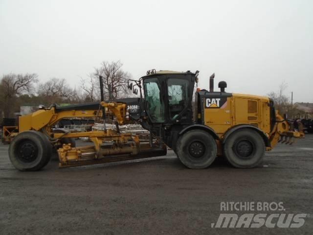 CAT 140 M 2 AWD Grejdery