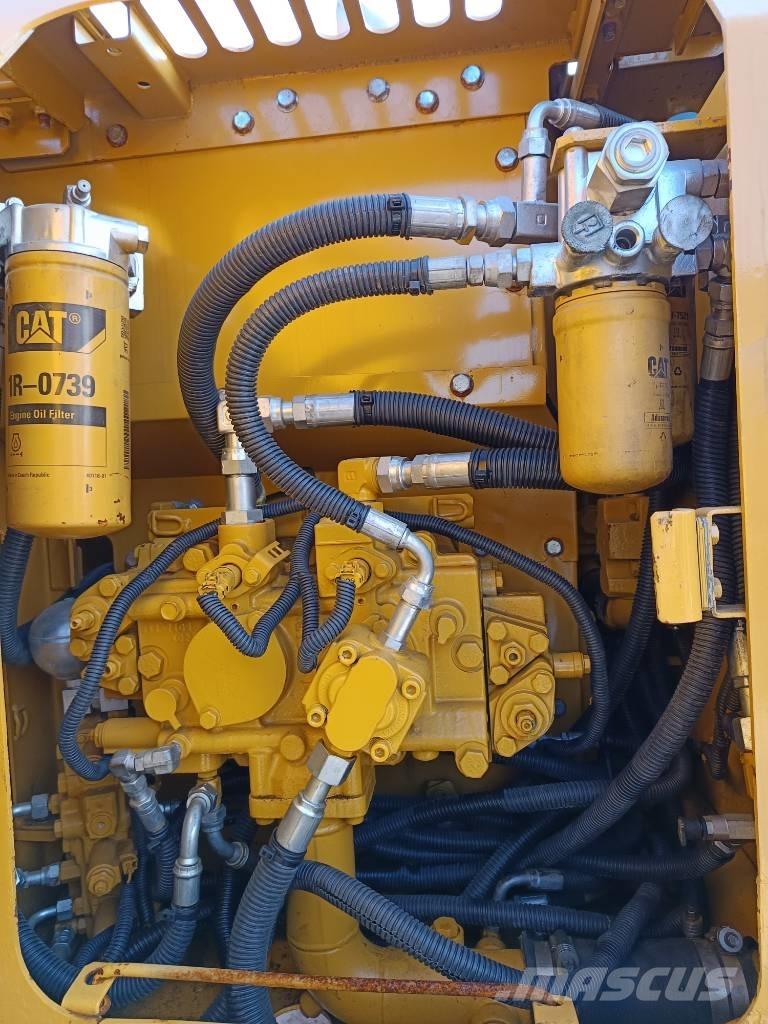 CAT 312 D Pásové rýpadlá