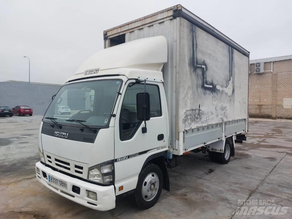 Isuzu NPR 85 Nákladné vozidlá s bočnou zhrnovacou plachtou