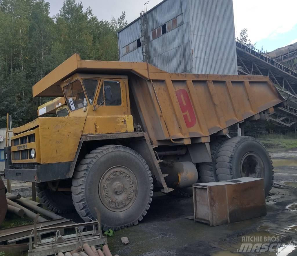 Belaz 7523 Pevné dempry