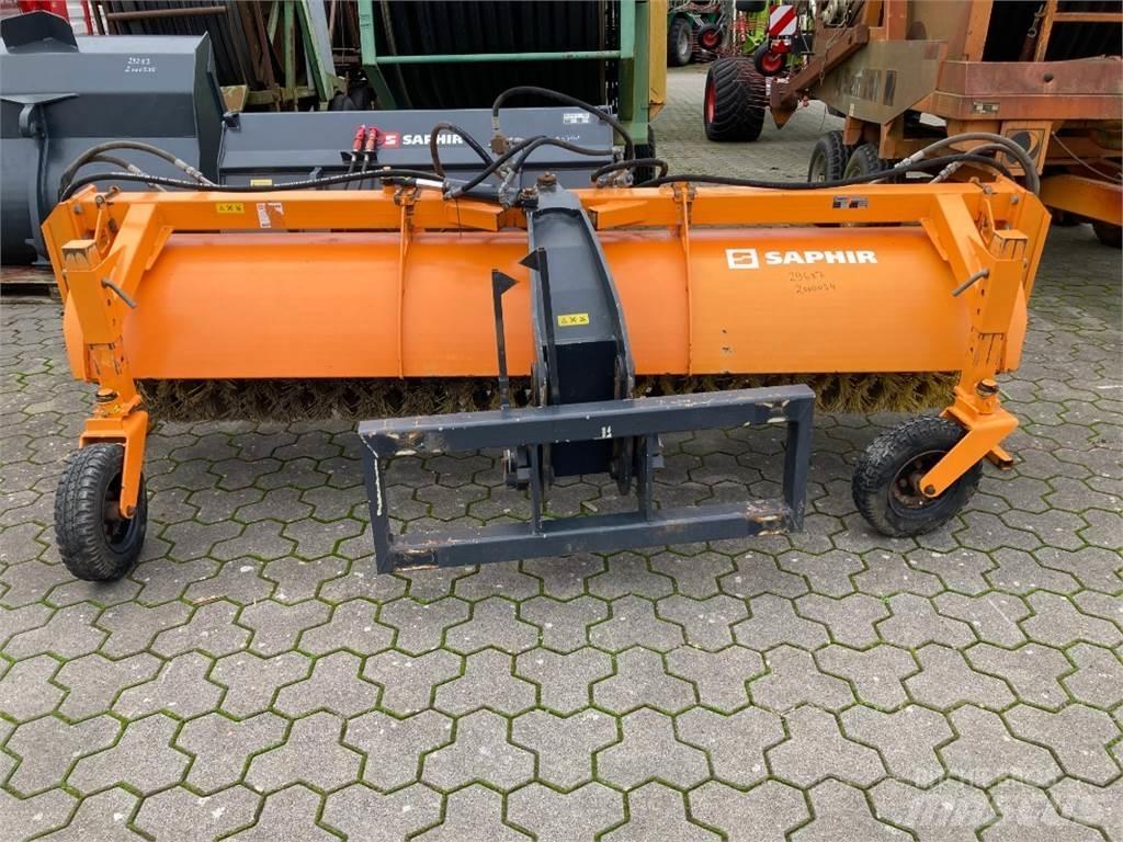 Saphir SKM 30 Zametacie stroje