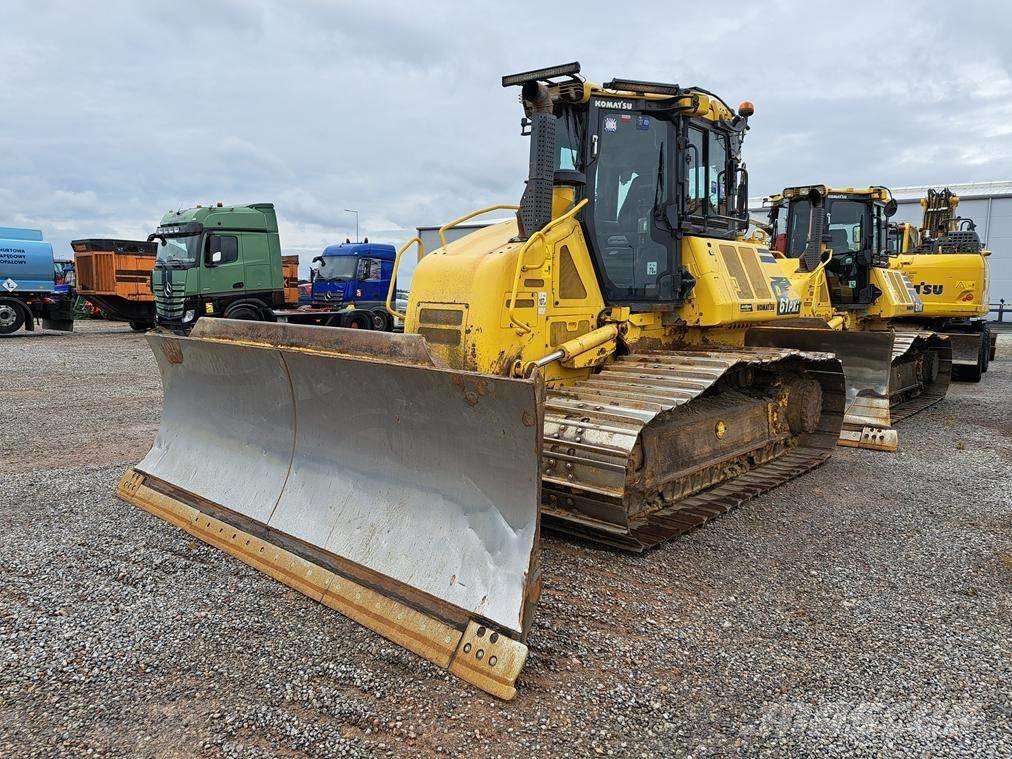 Komatsu D 61 PXi-24 Pásové dozéry