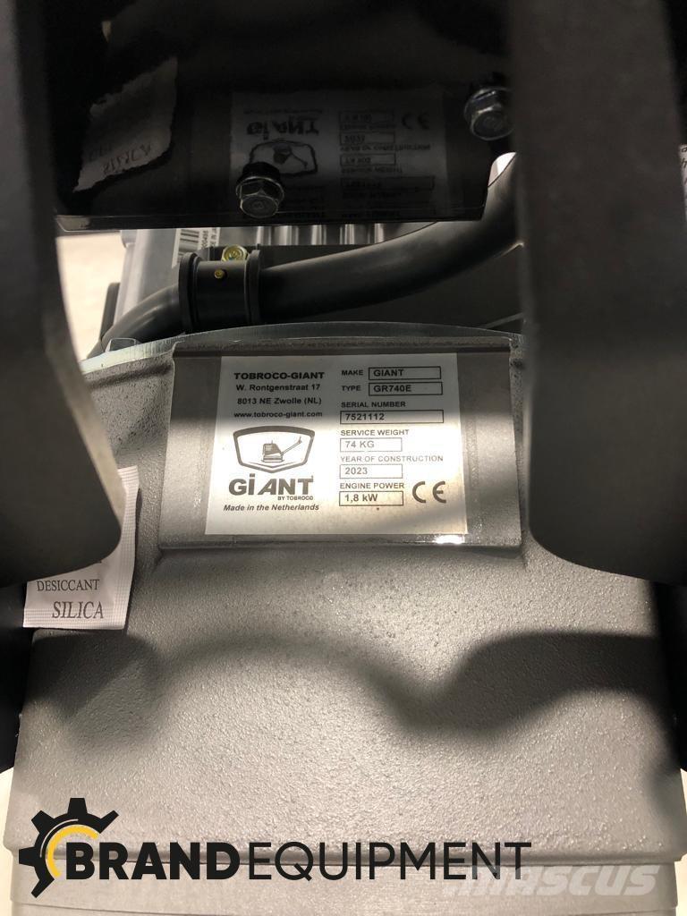 GiANT GR740E Kompaktory