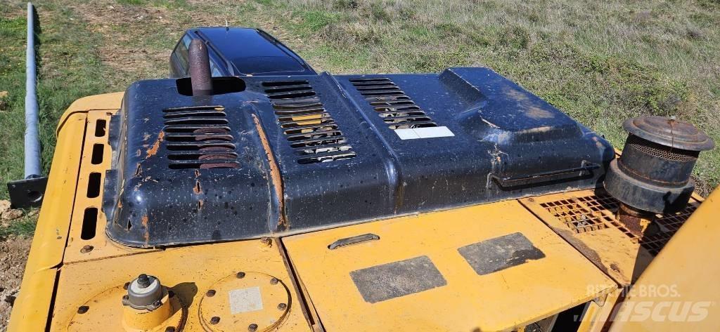 Hyundai R250LC Pásové rýpadlá