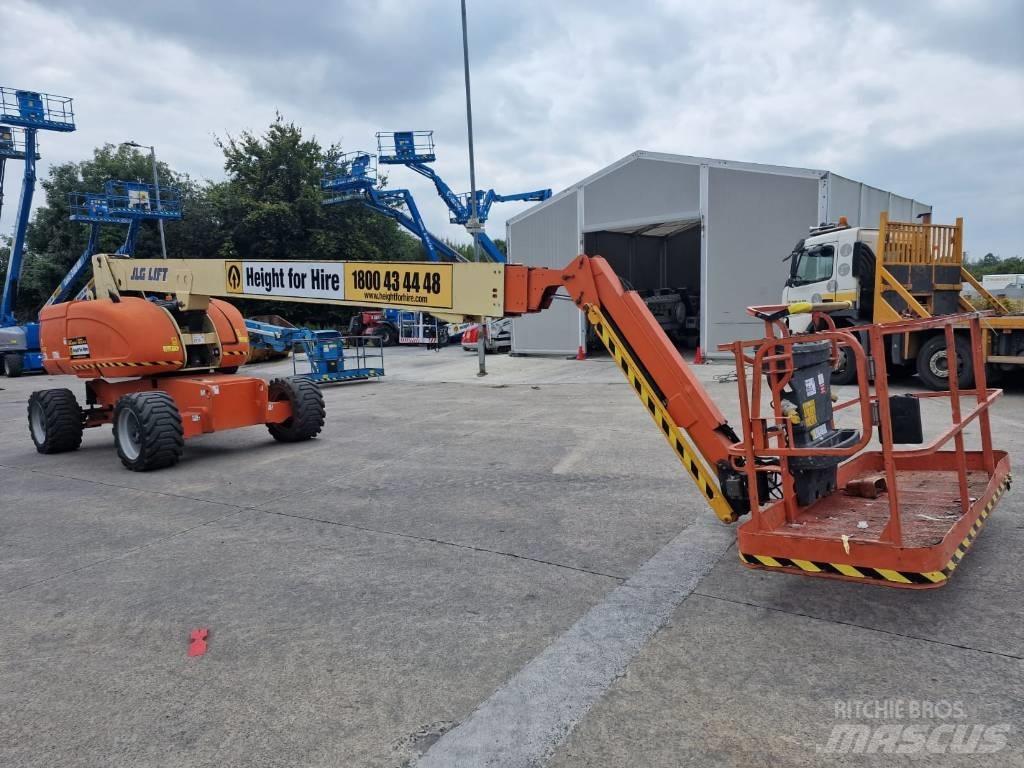 JLG 860 SJ Teleskopické plošiny