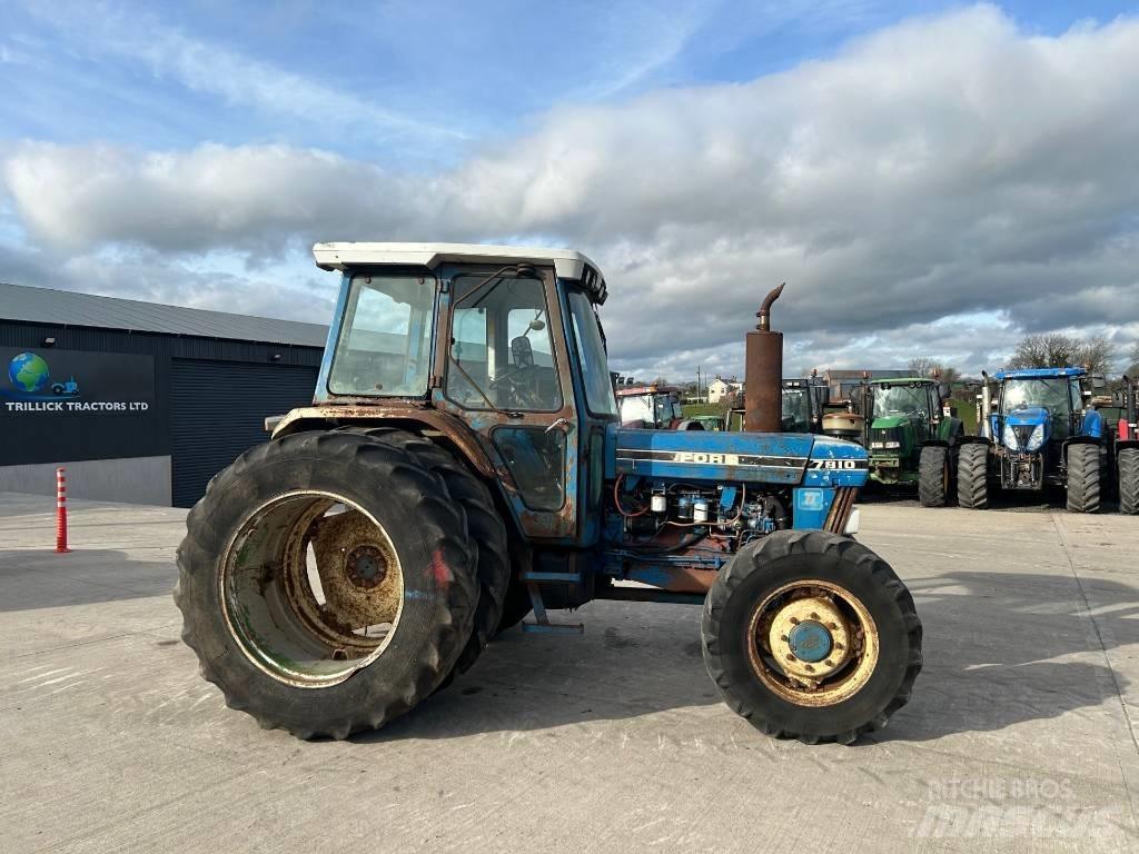 Ford 7810 Traktory