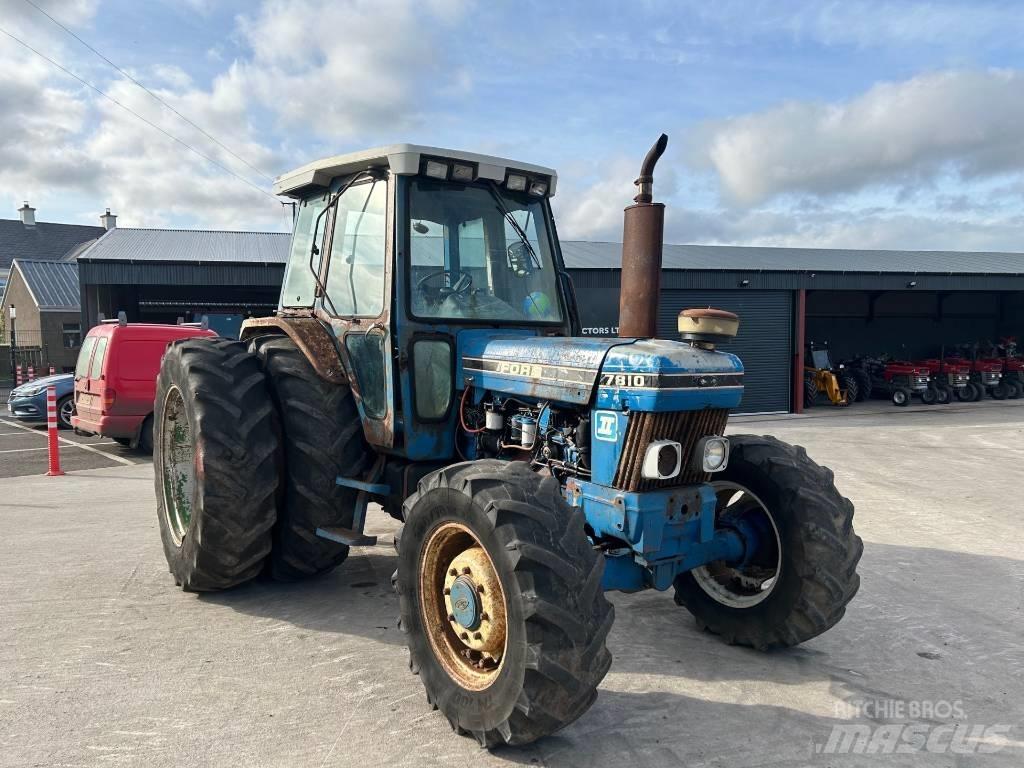 Ford 7810 Traktory