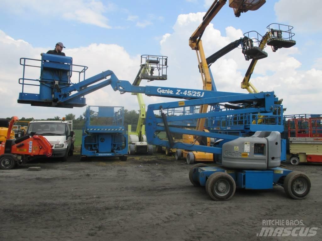 Genie Z 45/25 J DC Kĺbové plošiny