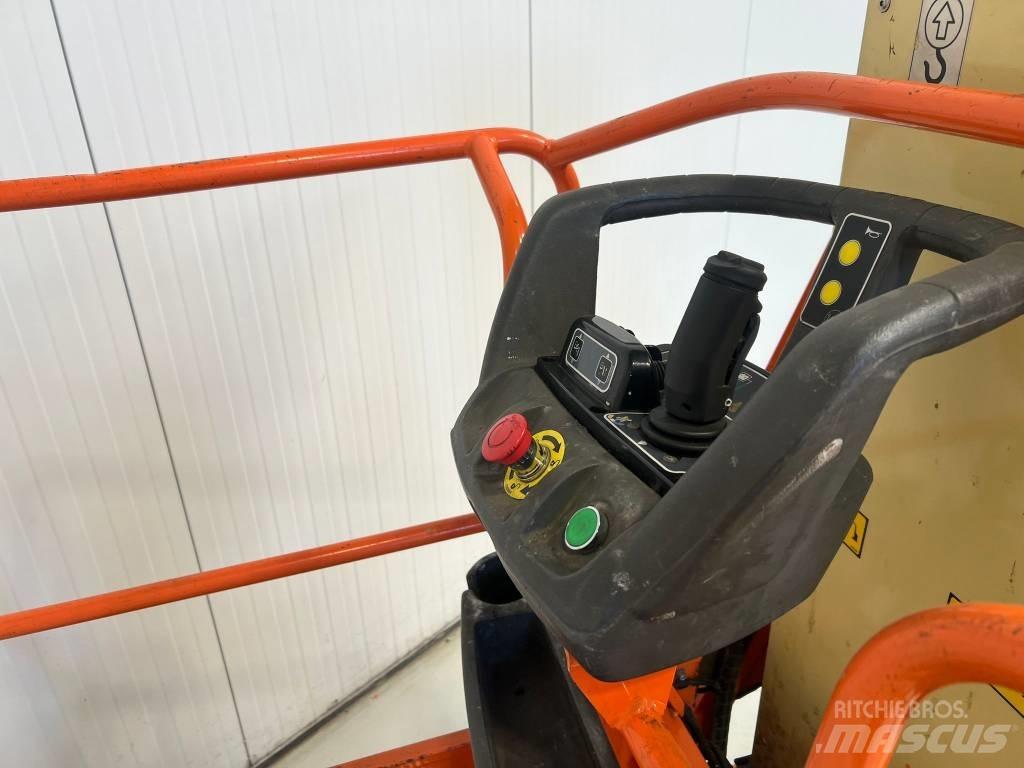 JLG Toucan 8E Vertikálne stĺpové výťahy