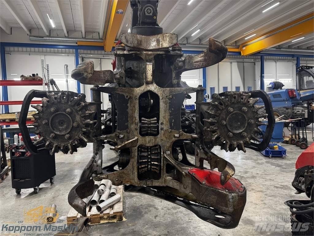 Komatsu C144 Žatevné hlavy