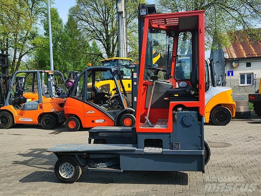 Combilift C4000 4 cestné vysokozdvižné vozíky