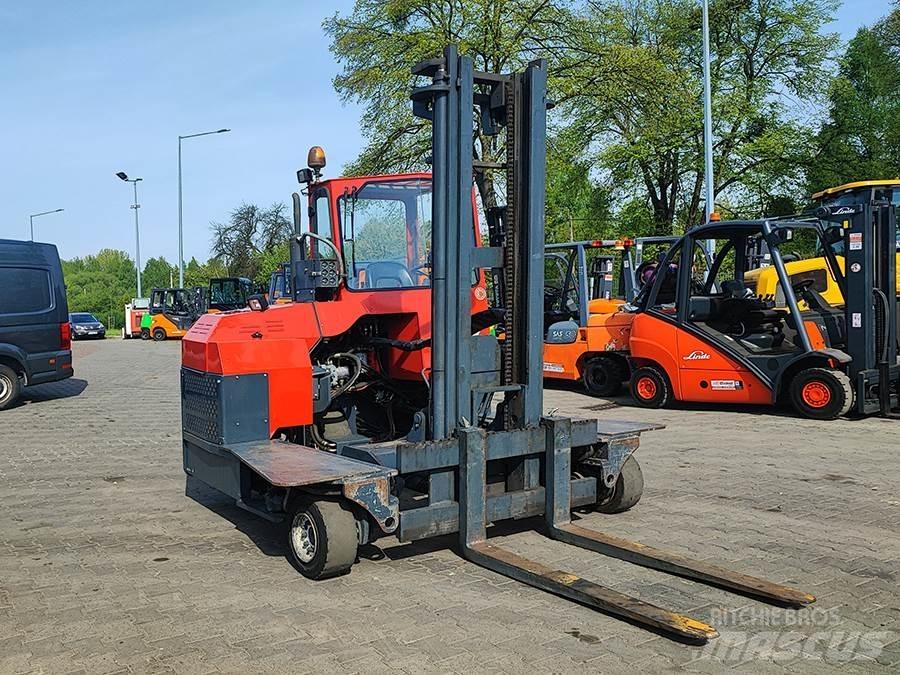 Combilift C4000 4 cestné vysokozdvižné vozíky