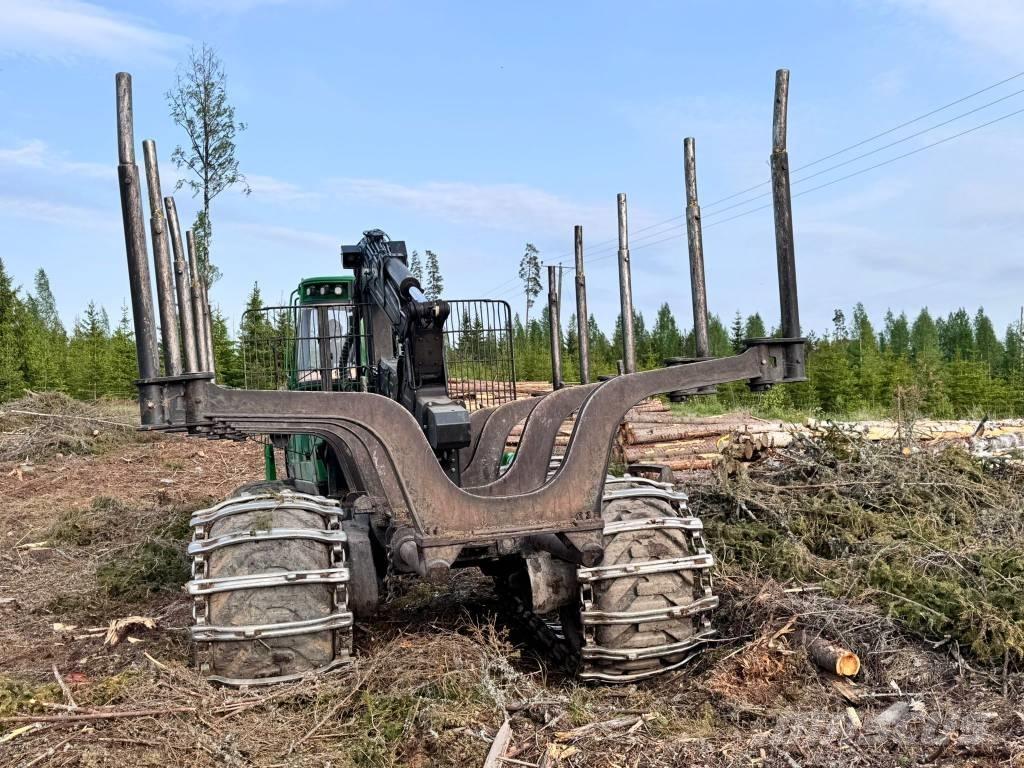 John Deere 1510 G Lesné traktory