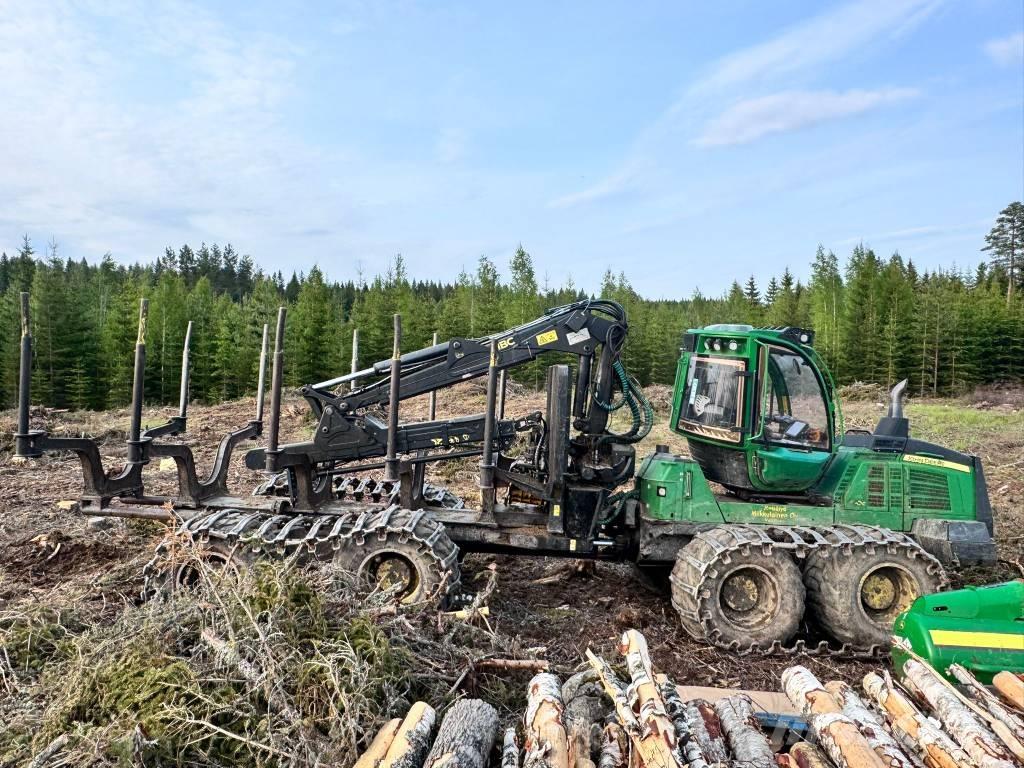 John Deere 1510 G Lesné traktory