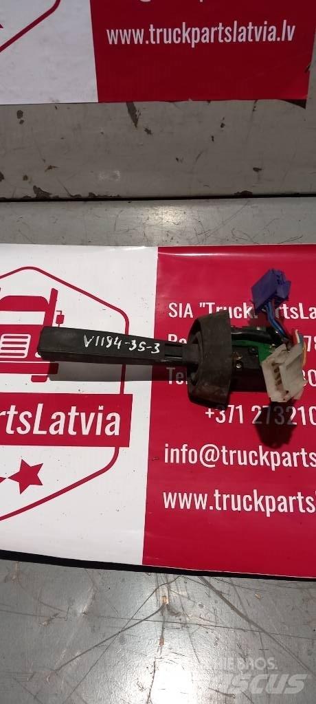 Volvo FH 12.   3172171 Kabíny a interiér