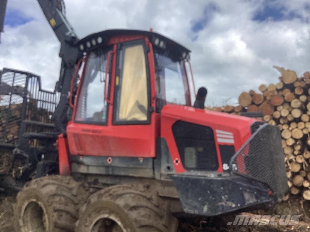 Komatsu 845 Lesné traktory