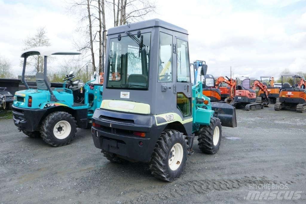 Yanmar V3-5B Kolesové nakladače