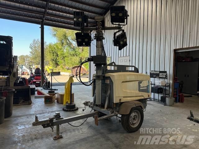 Atlas Copco V5 Osvetľovacie stožiare