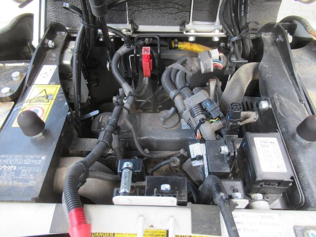 Takeuchi TB 210 R Mini rýpadlá < 7t