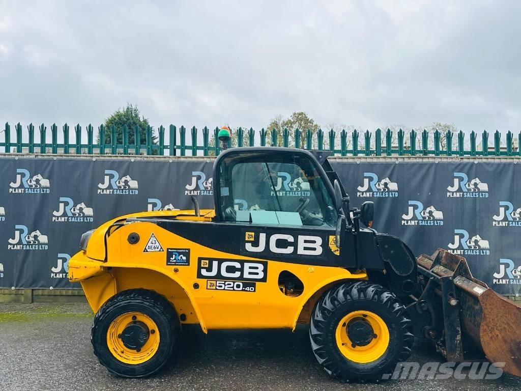 JCB 520-40 Teleskopické manipulátory