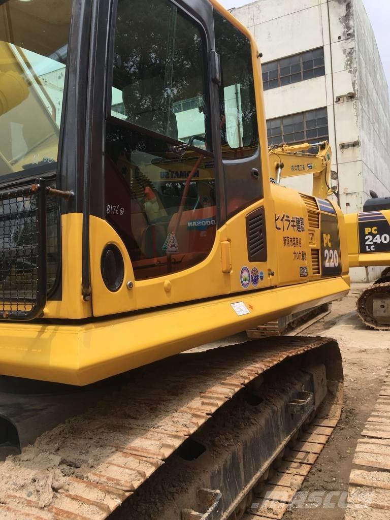 Komatsu PC 200-8 Pásové rýpadlá