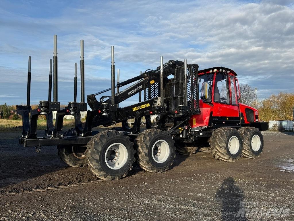 Komatsu 855 Lesné traktory