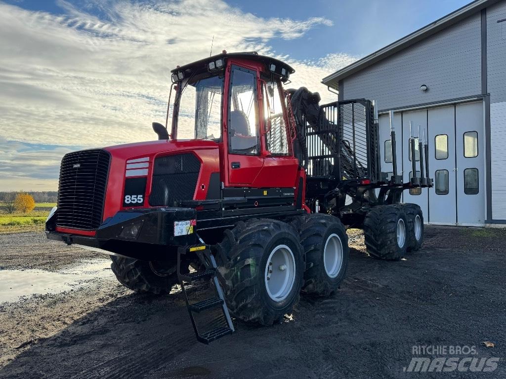 Komatsu 855 Lesné traktory