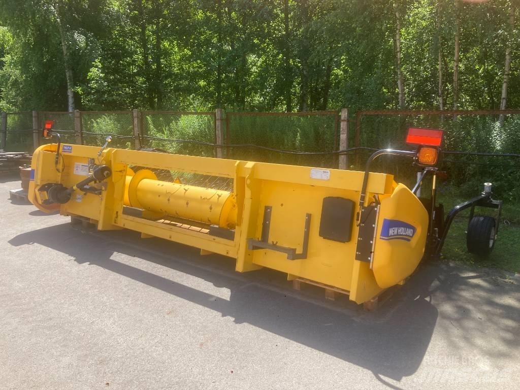 New Holland 790 CP Kombinované zberacie stroje