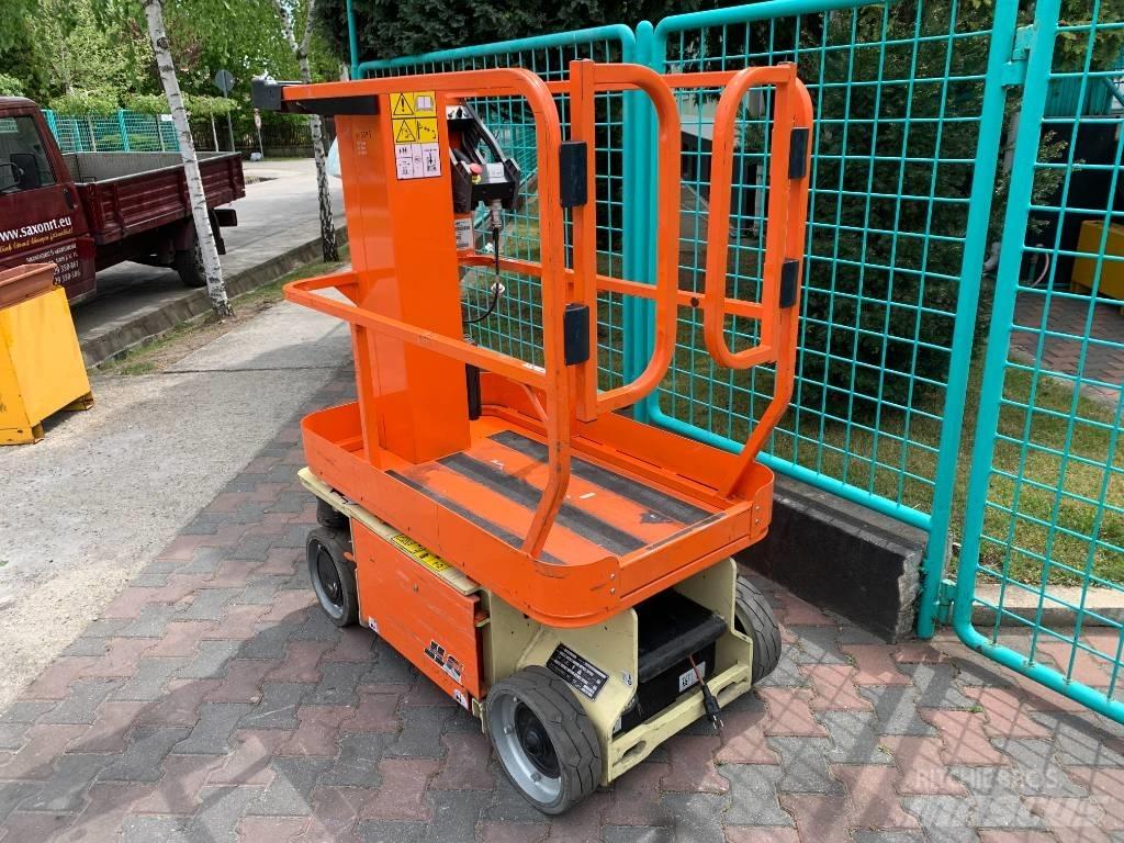 JLG 1230ES      V-3373 Vertikálne stĺpové výťahy