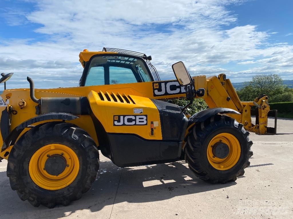JCB 531-70 Teleskopické manipulátory