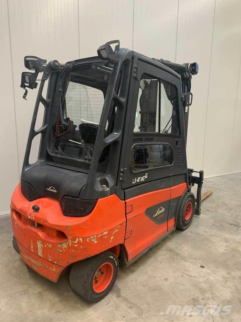 Linde E30 Akumulátorové vozíky