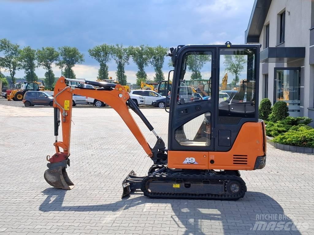 Hitachi ZX 19-6 Mini rýpadlá < 7t