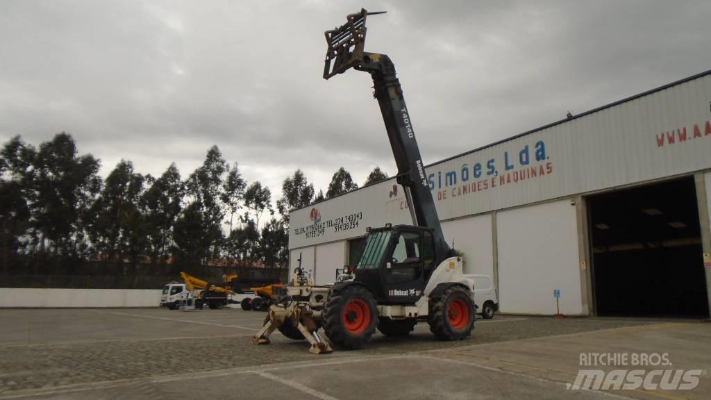 Bobcat T40140 Teleskopické manipulátory