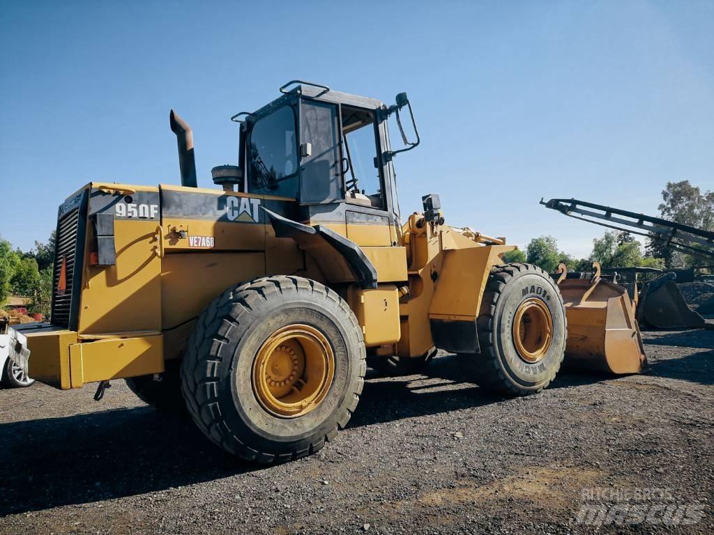CAT 950 F Kolesové nakladače