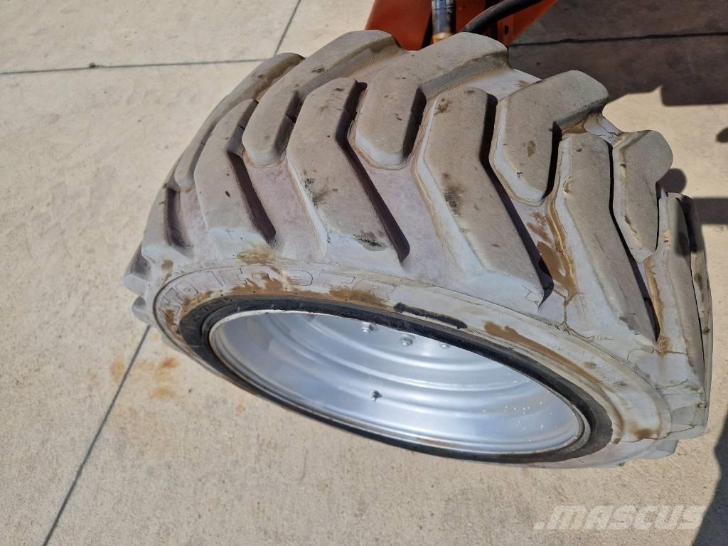 JLG M 600 JP R335 Kĺbové plošiny