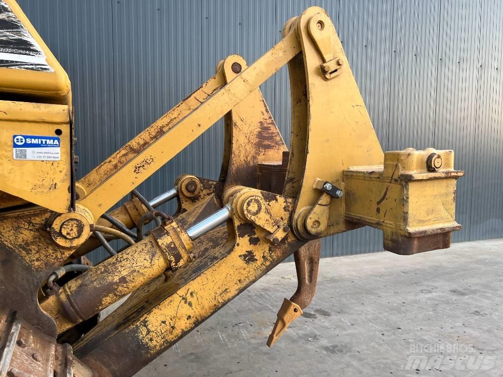 CAT D7H Pásové dozéry
