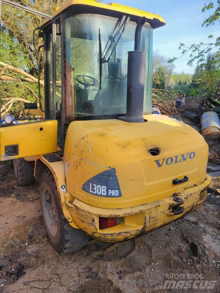 Volvo L 30 B Kolesové nakladače