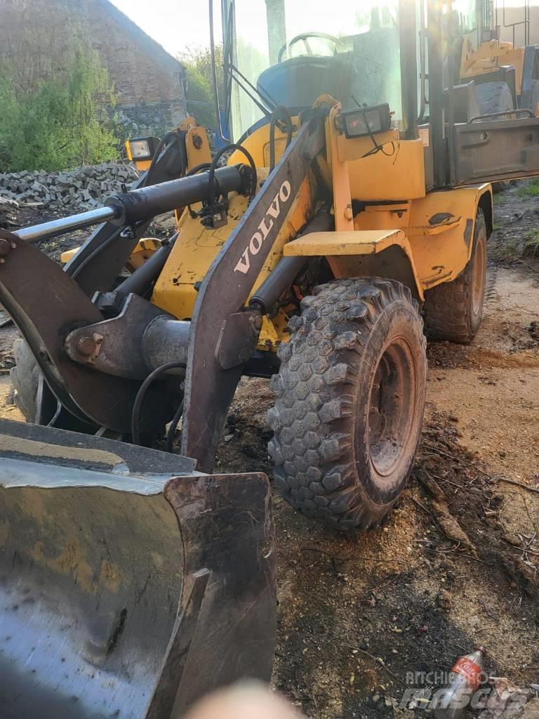 Volvo L 30 B Kolesové nakladače