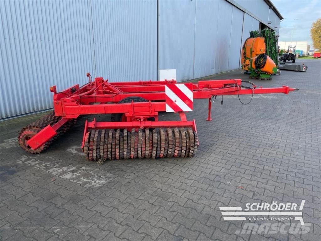  6,00 M WIESENWALZE Stroje na zber krmovín-príslušenstvo