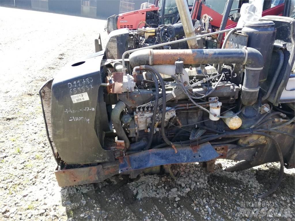 Valmet 8100 Traktory