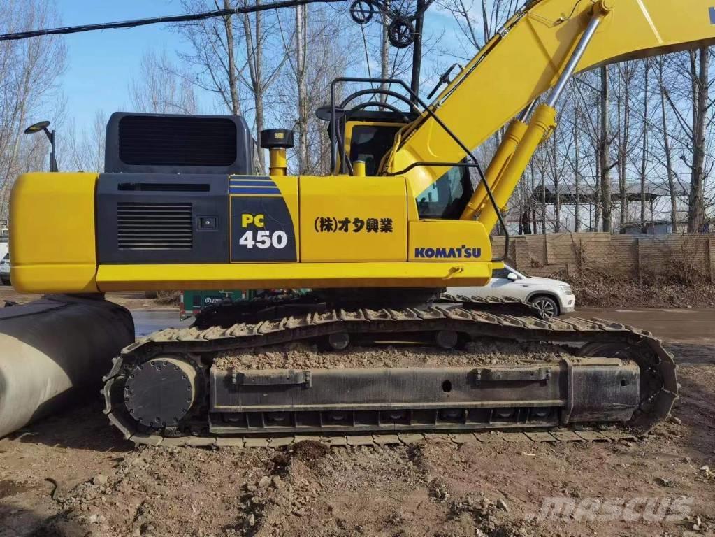 Komatsu PC 450-8 Pásové rýpadlá